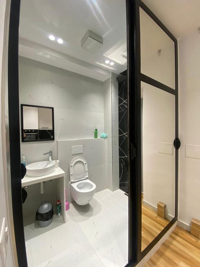 Luxury Apartments Blloku Tirana Eksteriør billede