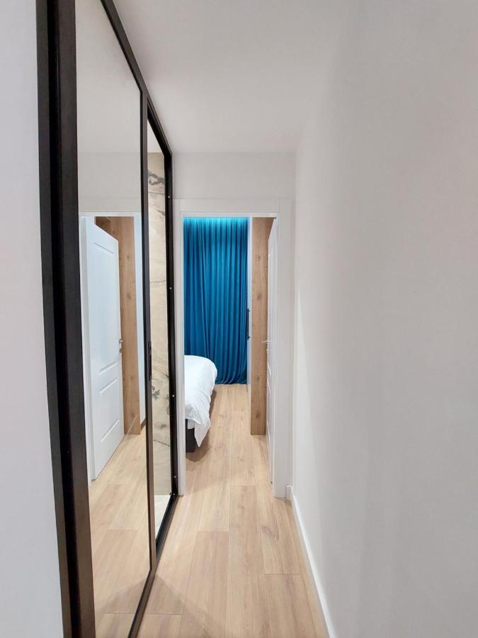 Luxury Apartments Blloku Tirana Eksteriør billede