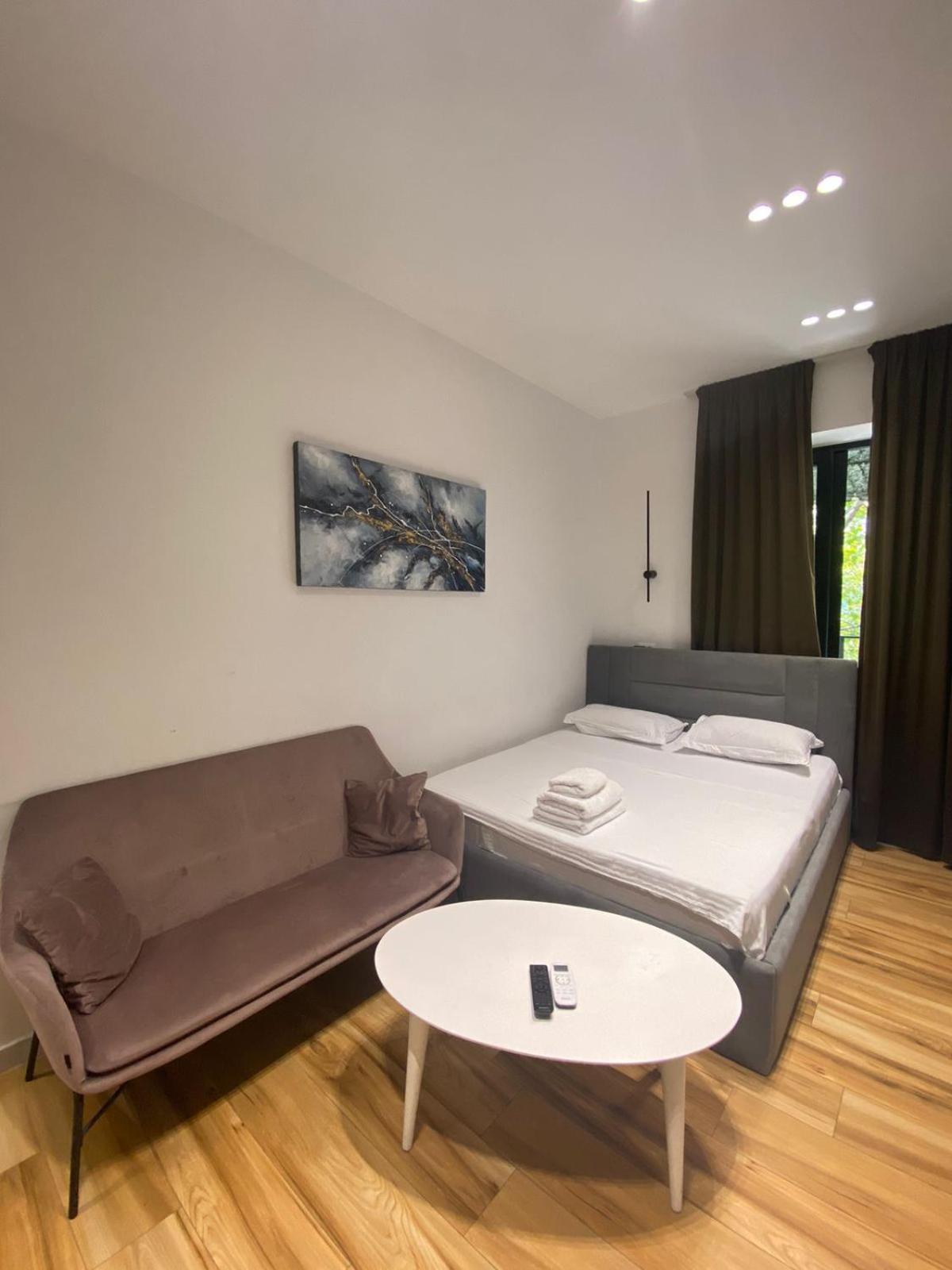 Luxury Apartments Blloku Tirana Eksteriør billede